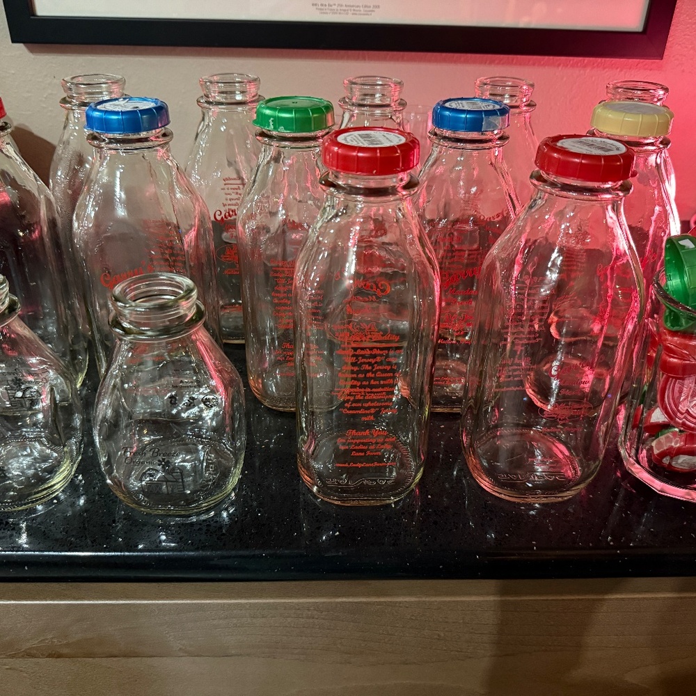 OREGON Dairy Milk Bottle  One Quart with cap